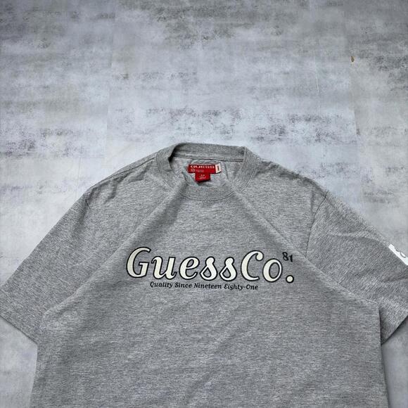 Y2K Grey Guess Grunge Skater T-Shirt - Picture 3 of 7